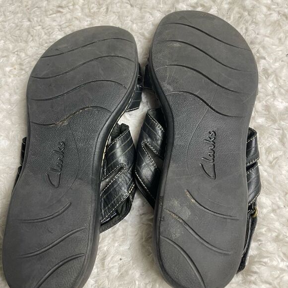 Clarks leather dark Brown strap sandals hook and loop Velcro strap.SZ11 . - Picture 8 of 9